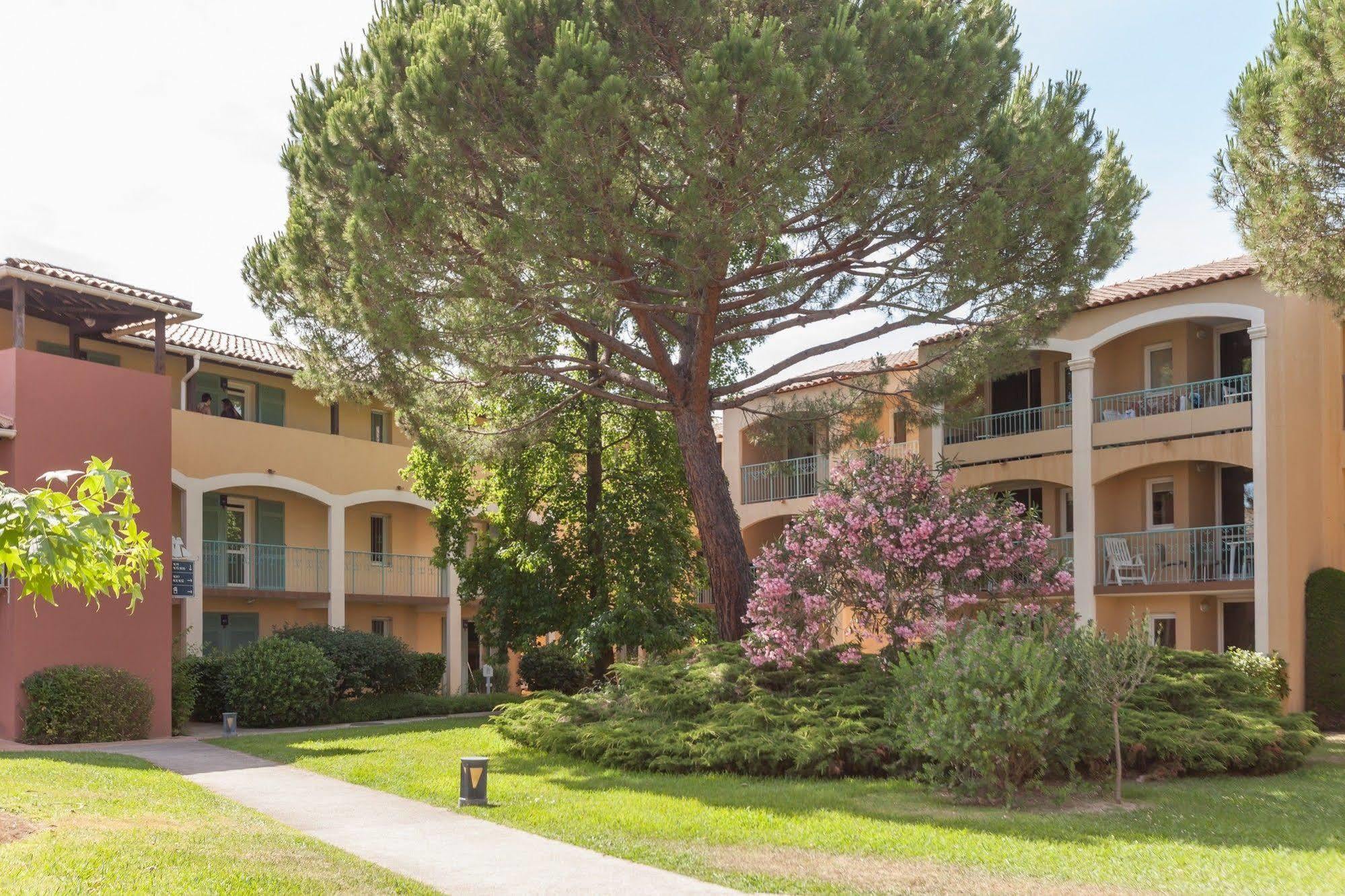 Pierre & Vacances Residence Cannes Mandelieu Exterior foto